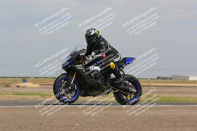media/Sep-10-2023-Pacific Track Time (Sun) [[44210541ad]]/Group B/1220pm (Wheelie Bump)/